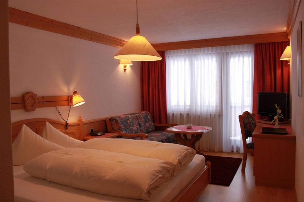 Hotel Camona & Apart Walserhof Samnaun Chambre photo