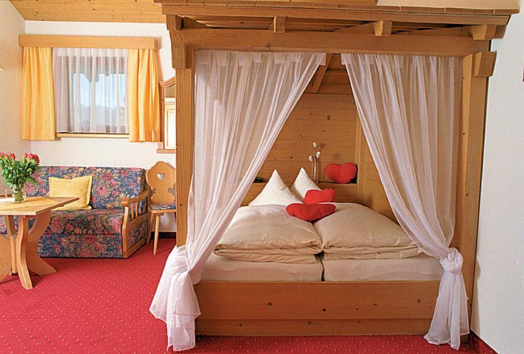 Hotel Camona & Apart Walserhof Samnaun Chambre photo