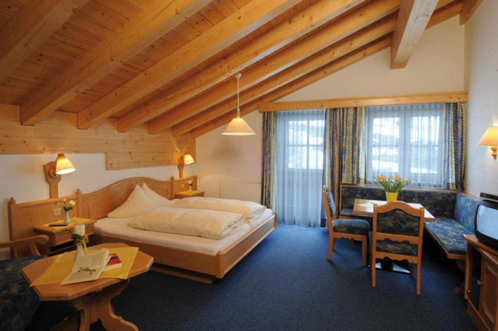 Hotel Camona & Apart Walserhof Samnaun Chambre photo