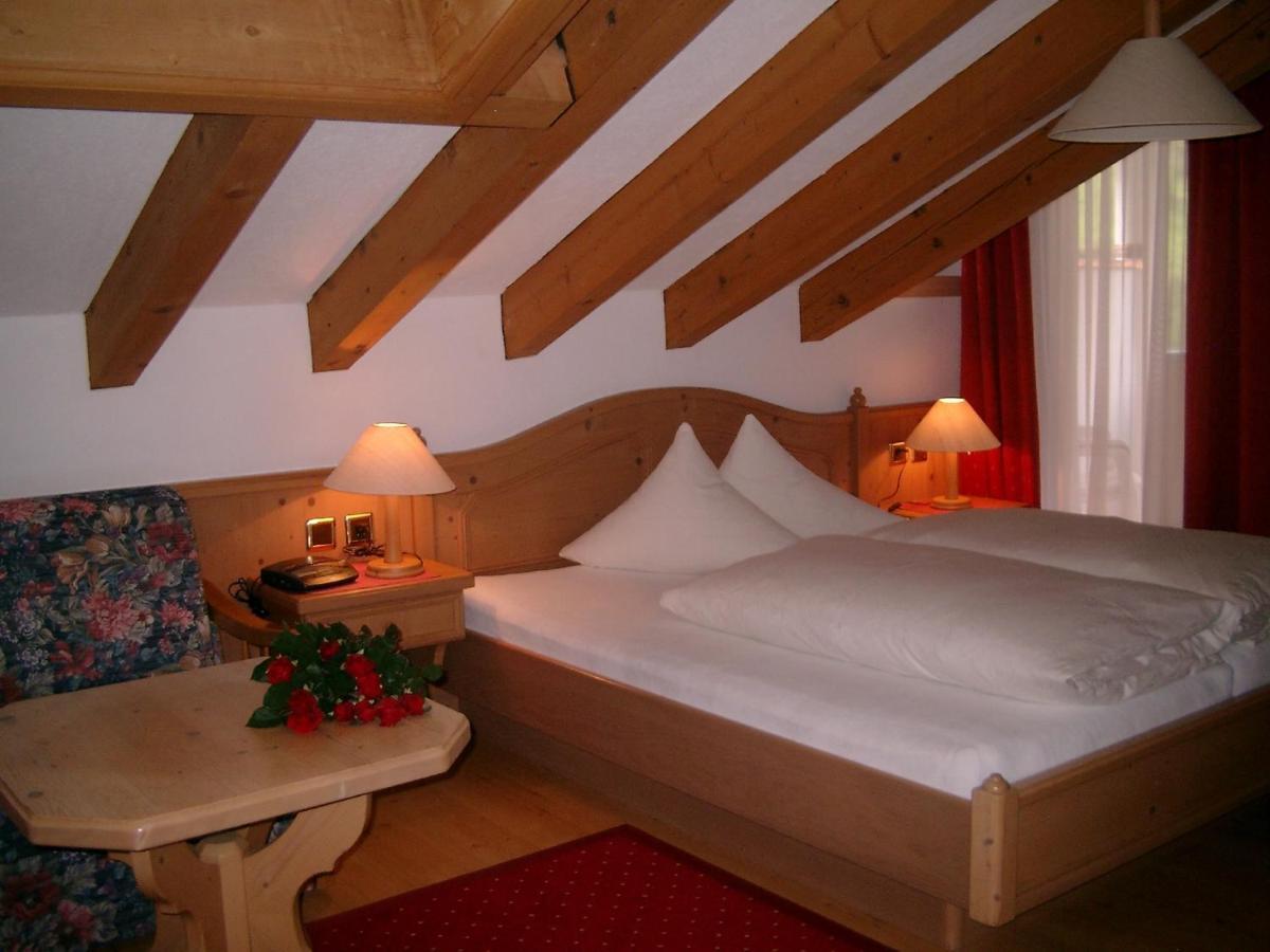 Hotel Camona & Apart Walserhof Samnaun Chambre photo